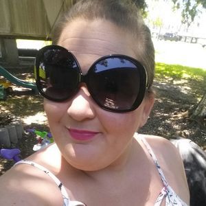 Meet your Posher, Maurie